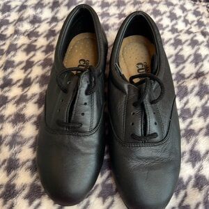 New Black waitress shoes